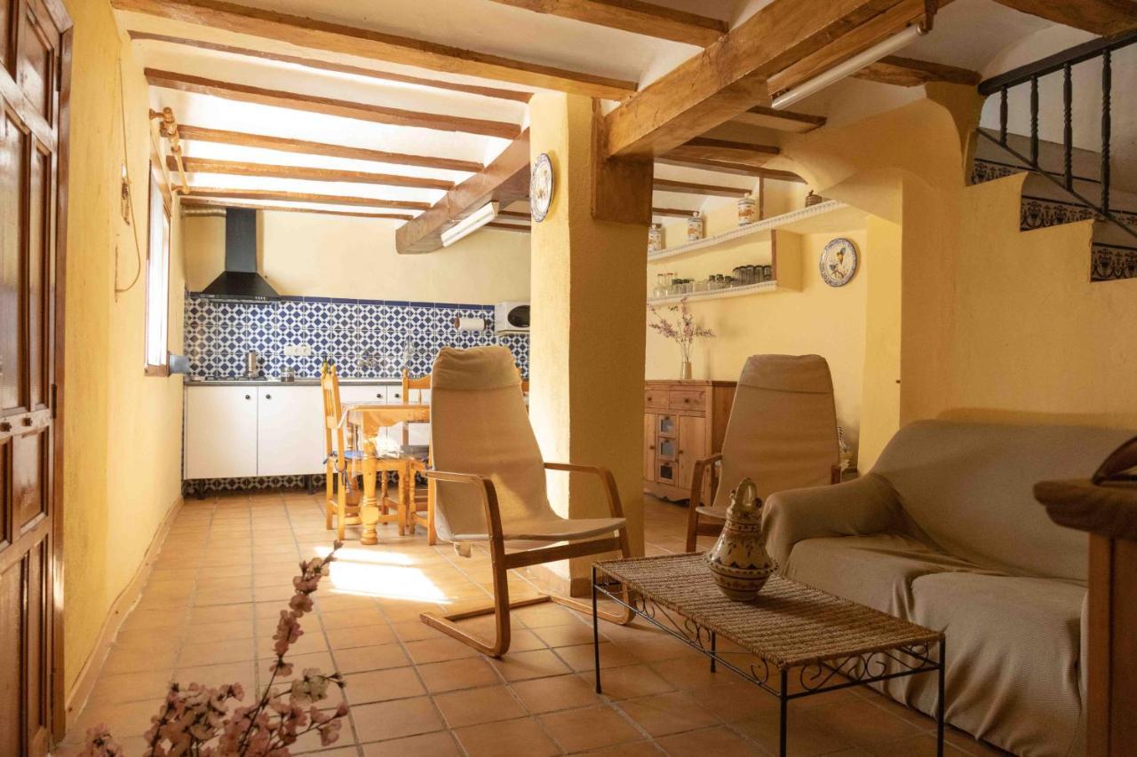 Mas De Bondia - Casa Herrero Alpuente Buitenkant foto