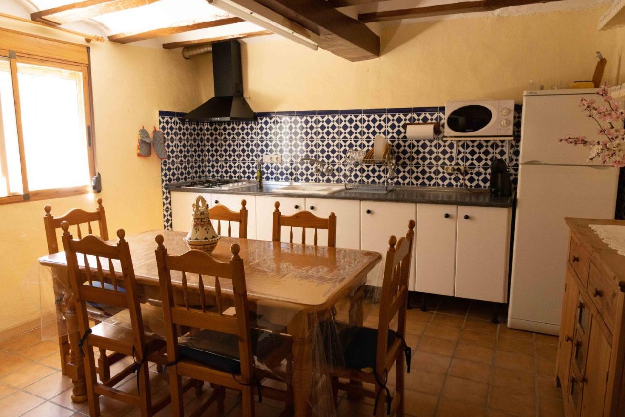 Mas De Bondia - Casa Herrero Alpuente Buitenkant foto